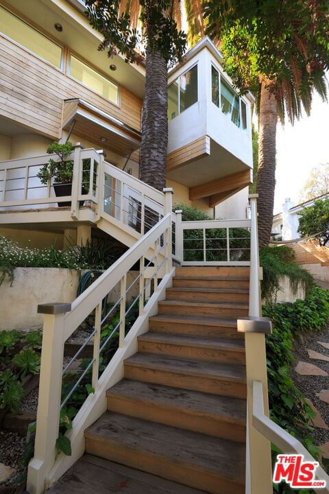 Valley Vista photo 8