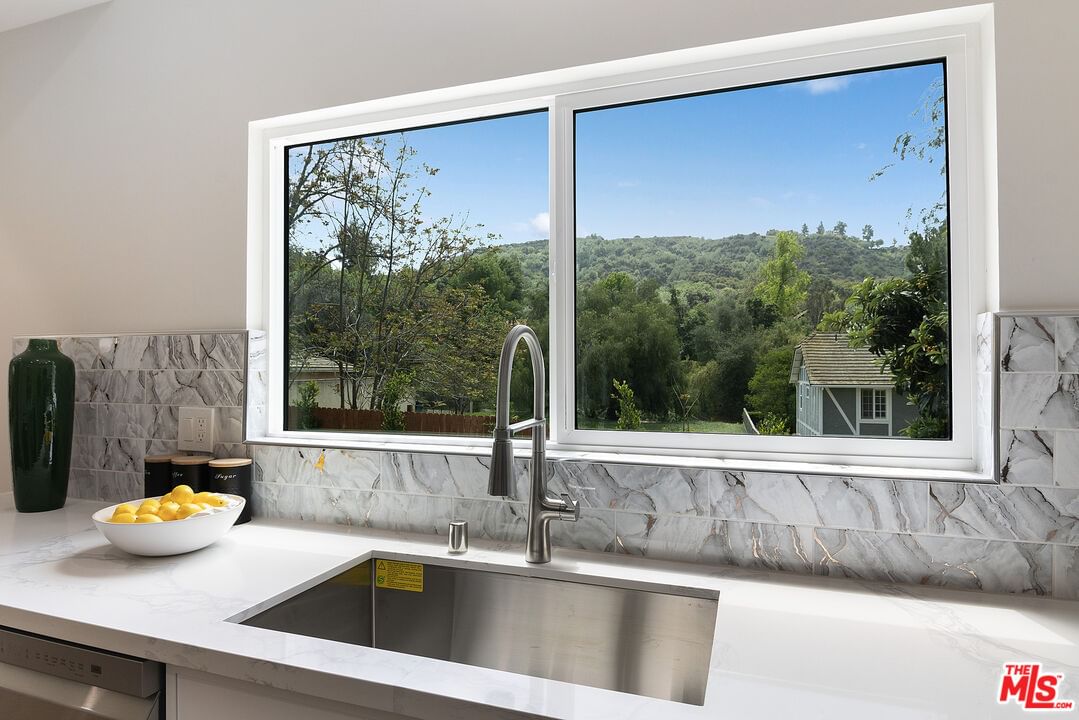 Escondido photo 14