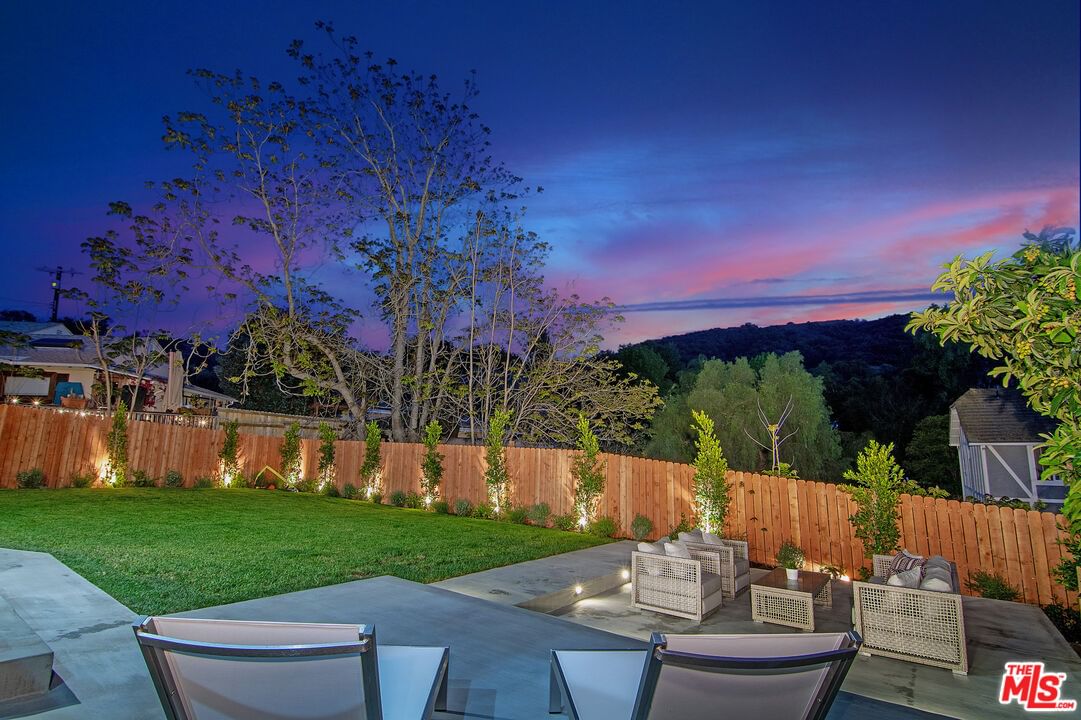 Escondido photo 38