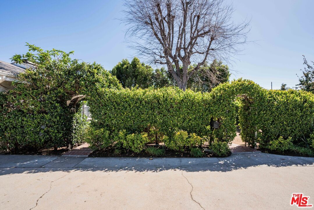 Riverton photo 26