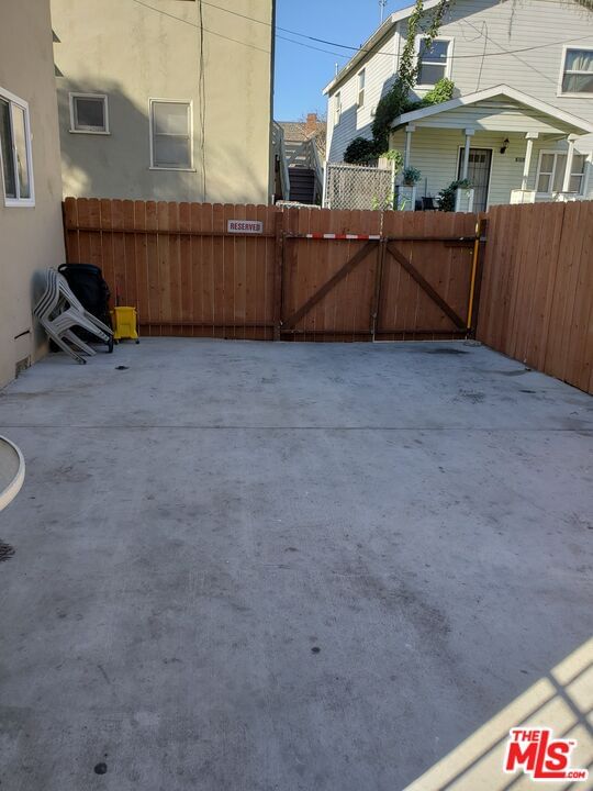11th photo 3