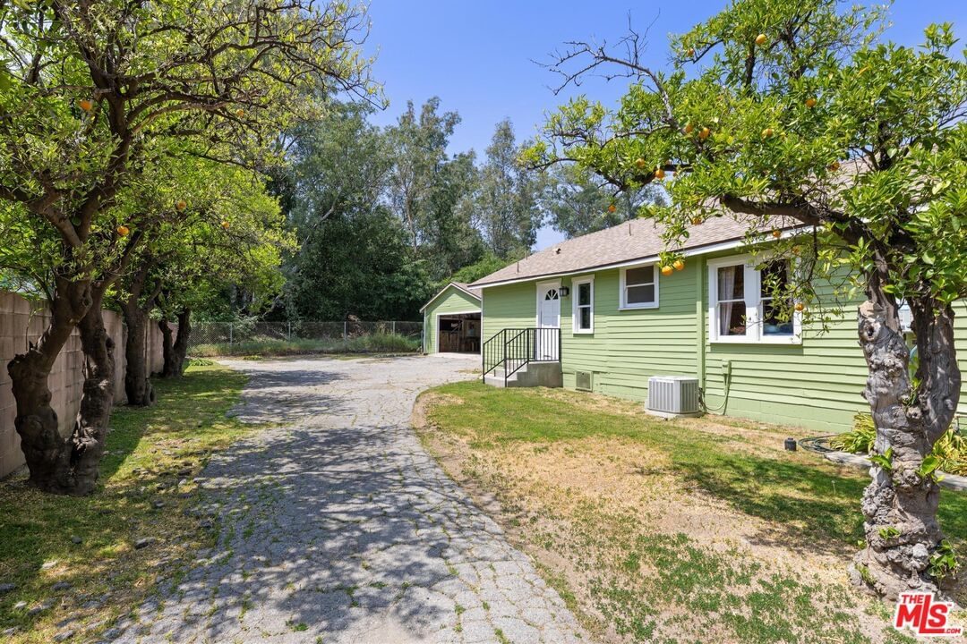 Mentone photo 44