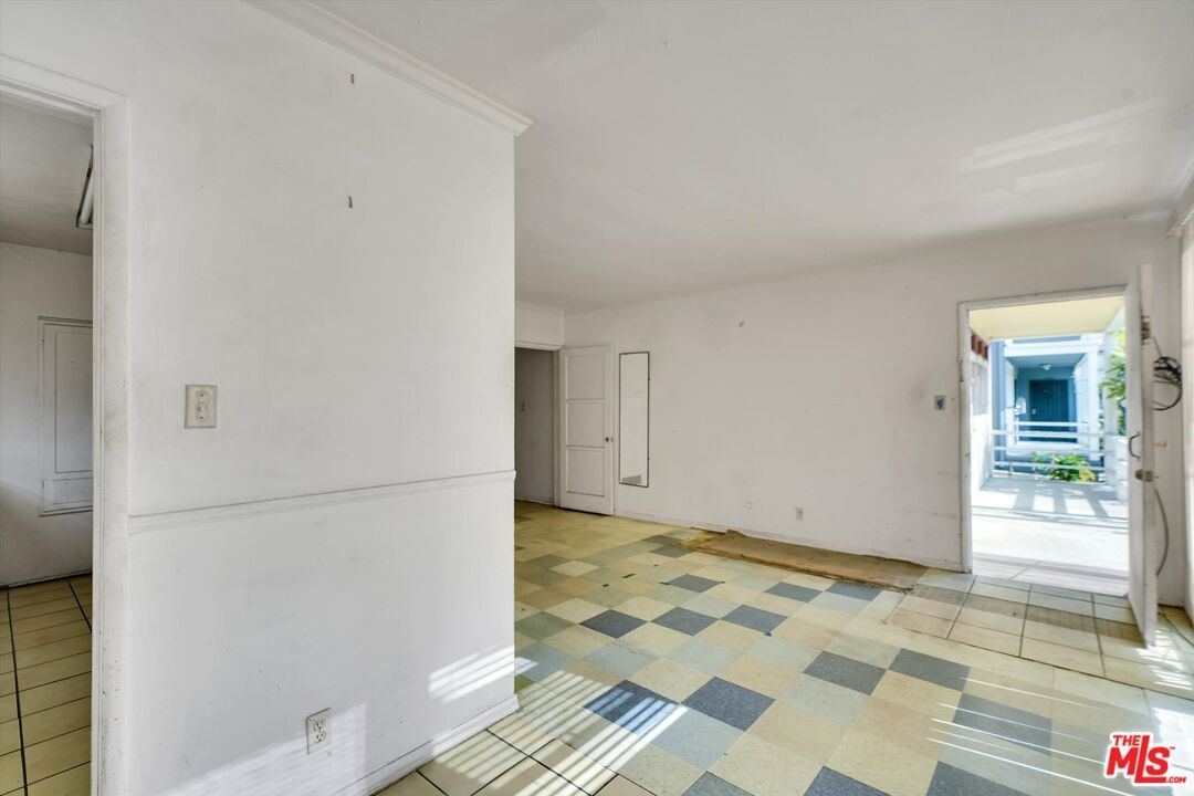 Edgemont photo 13