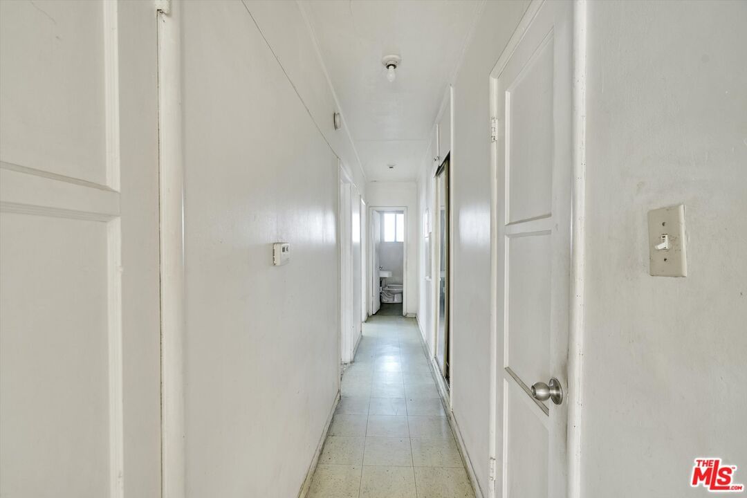 Edgemont photo 16