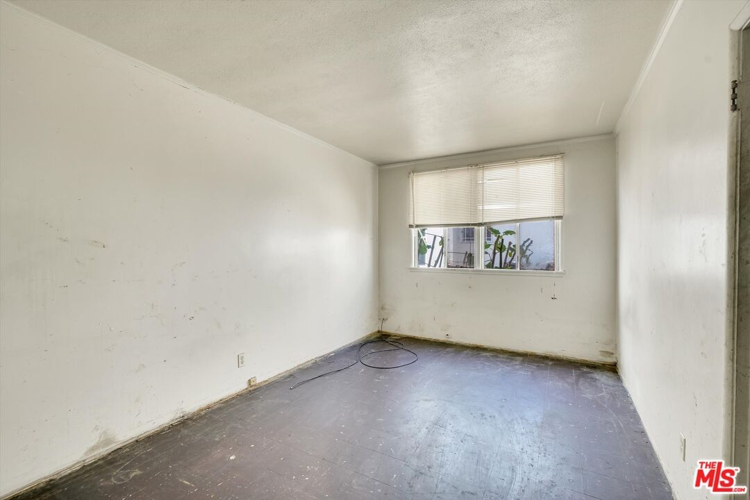 Edgemont photo 18
