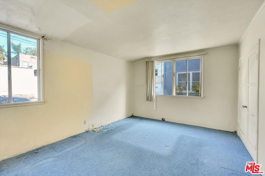 Edgemont photo 35