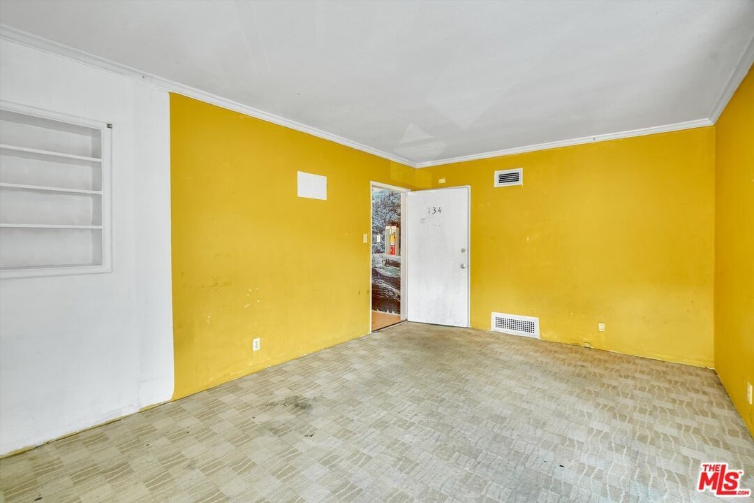 Edgemont photo 40