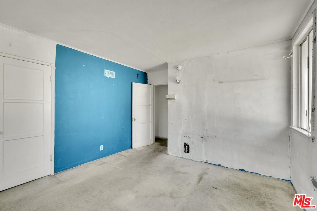 Edgemont photo 53