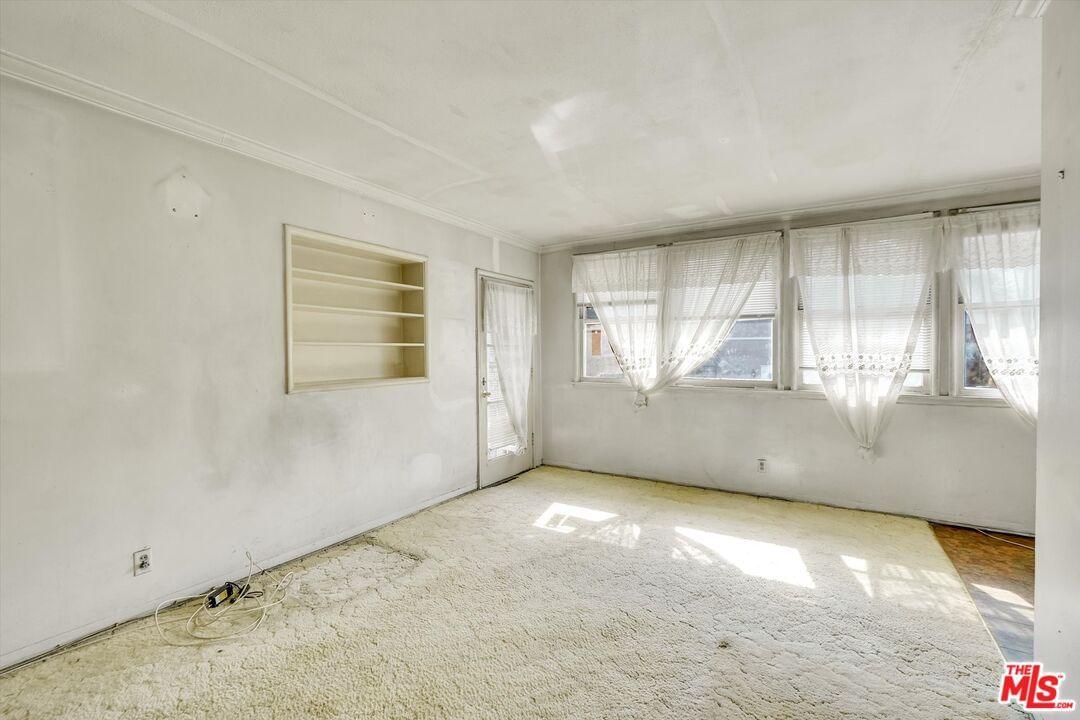 Edgemont photo 57