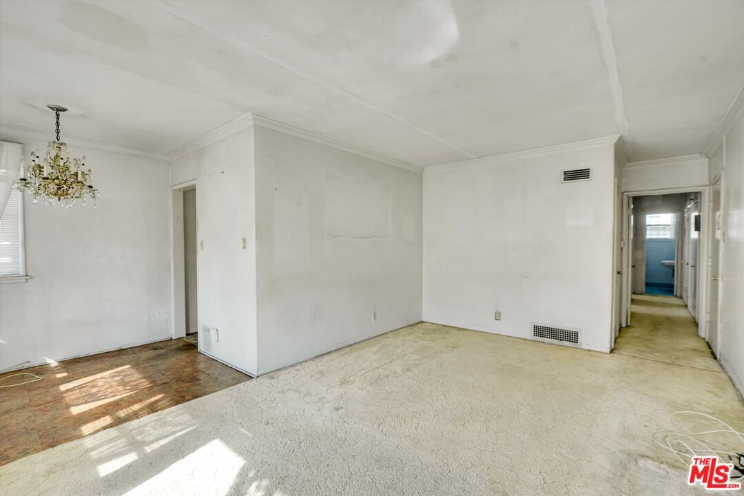 Edgemont photo 58