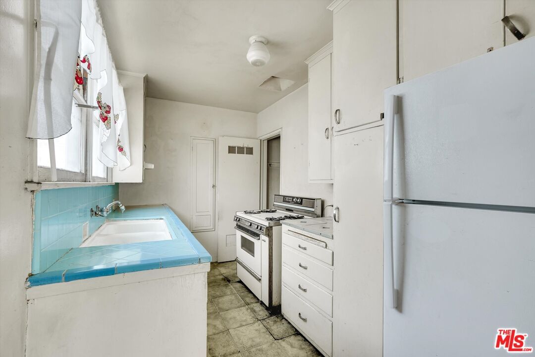 Edgemont photo 65