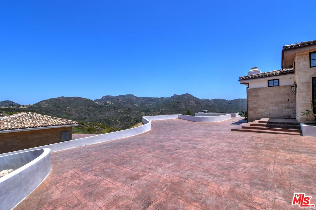 Mulholland photo 12