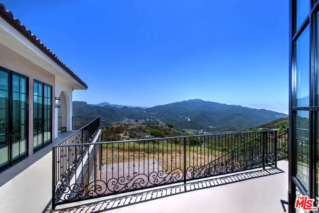 Mulholland photo 62