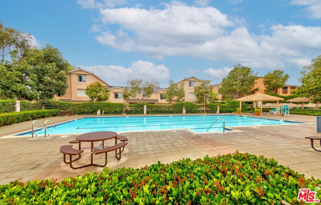 Harbor Village photo 52