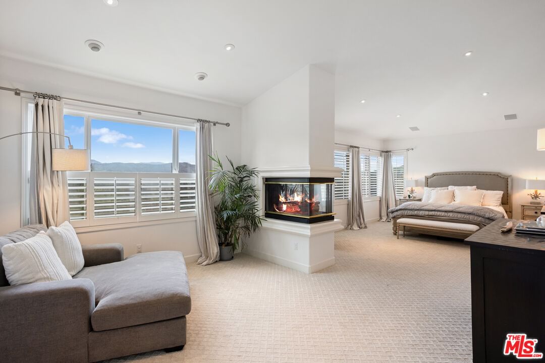 Leighton Point photo 17