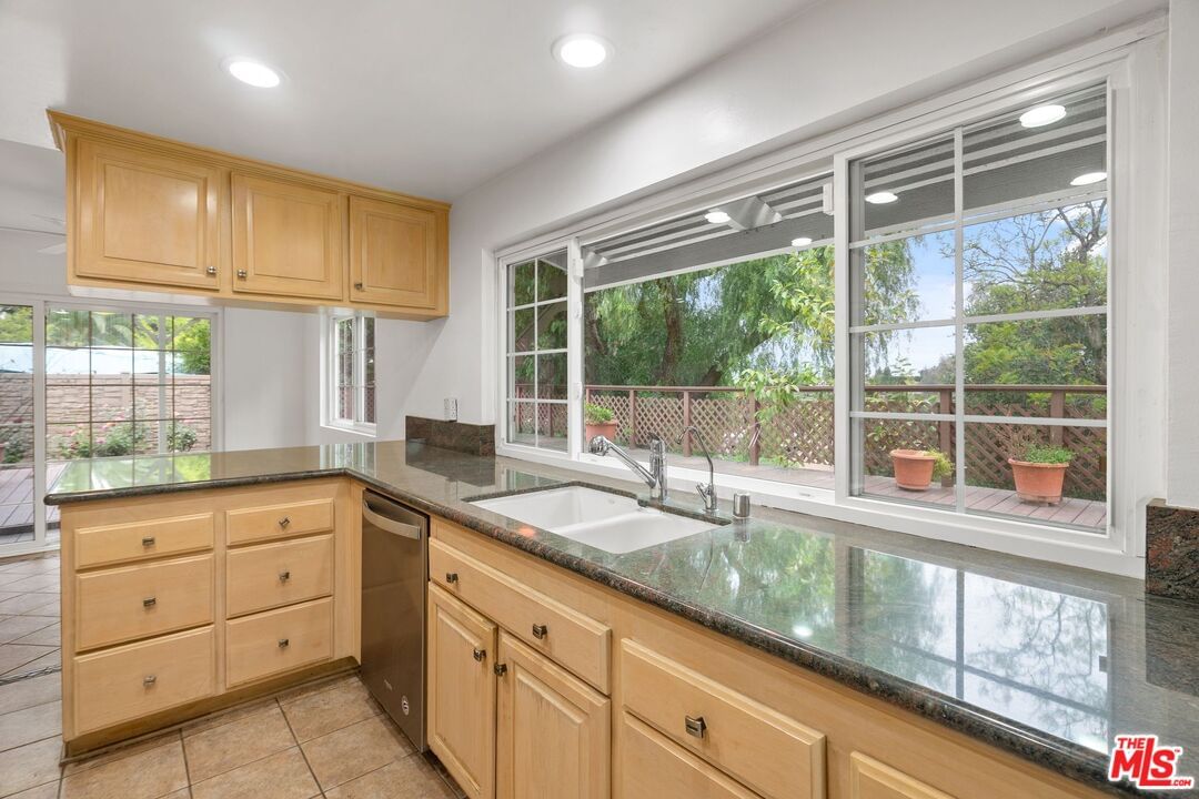 Meadow Wood photo 10