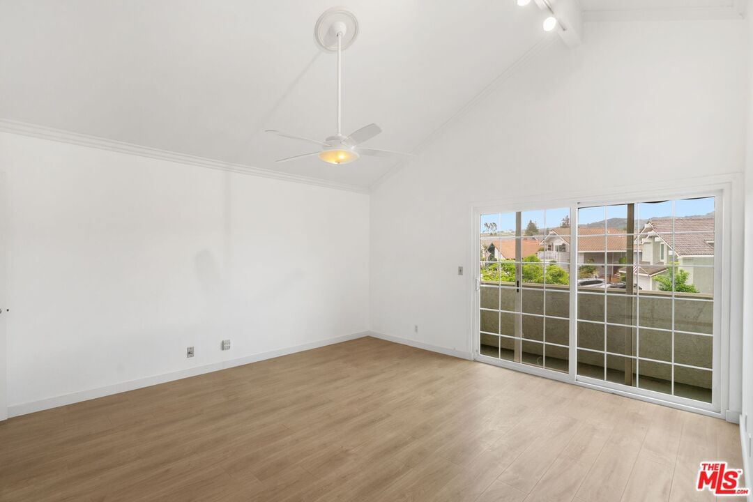 Meadow Wood photo 24