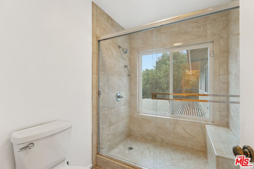 Meadow Wood photo 26