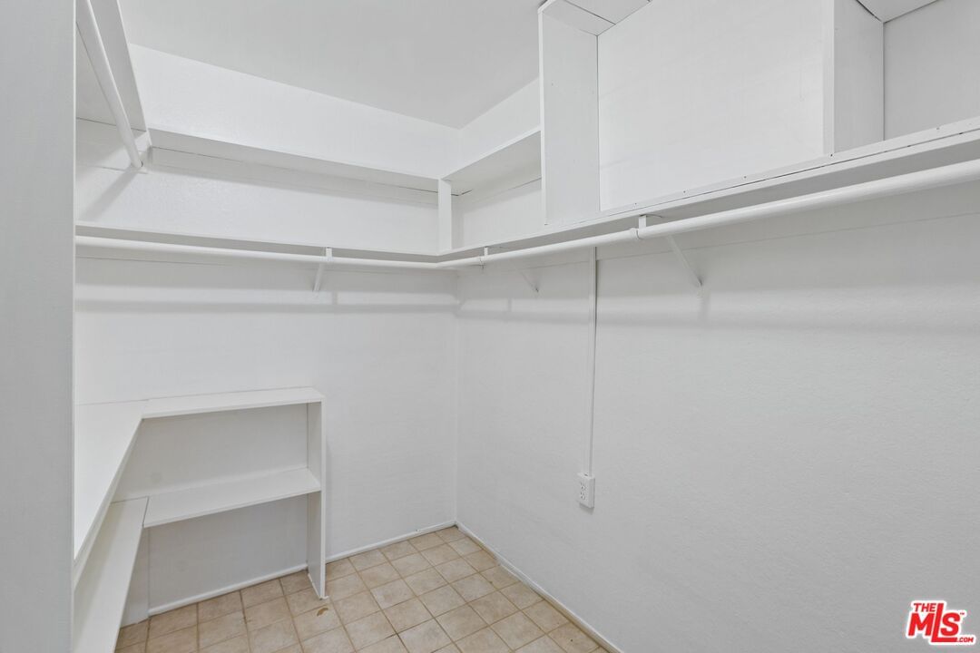 Meadow Wood photo 27