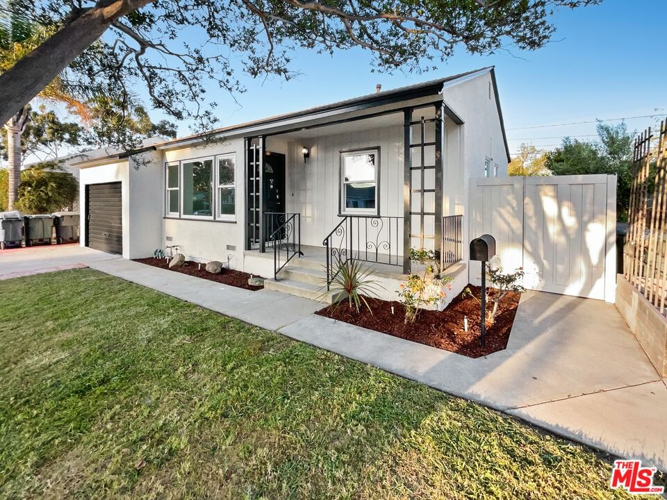 Hazelbrook photo 16