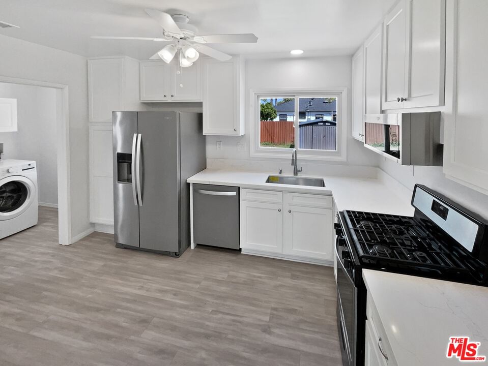 Hazelbrook photo 6