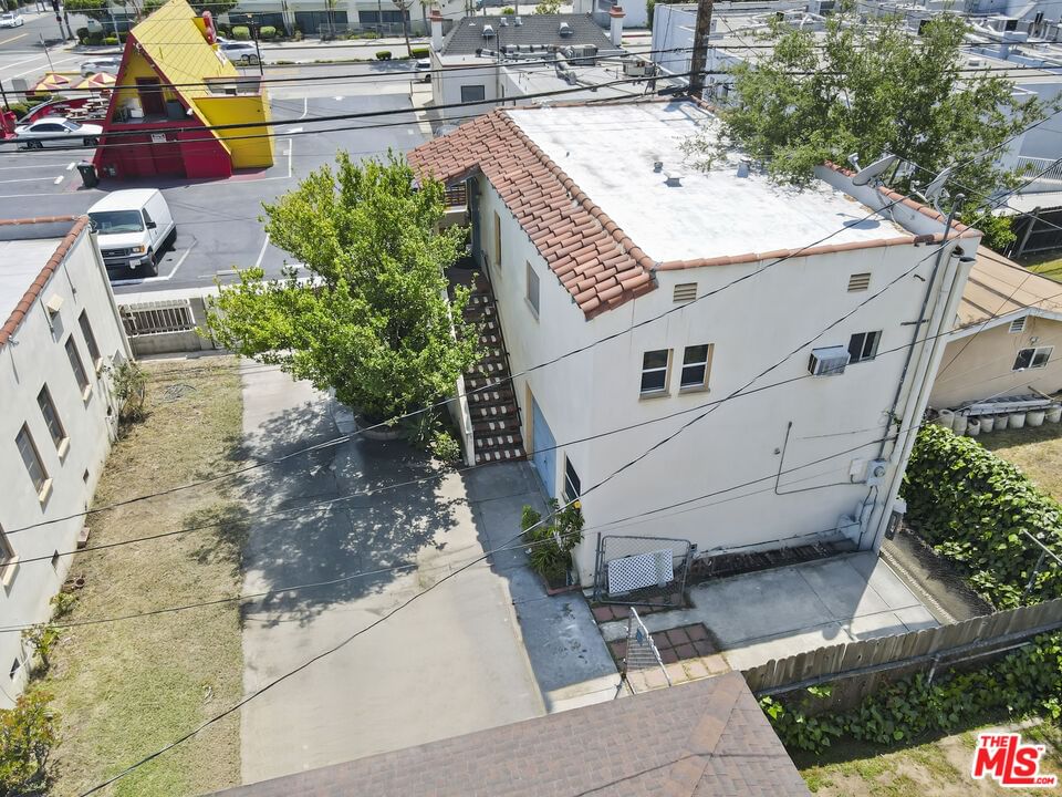 Edgewood photo 20