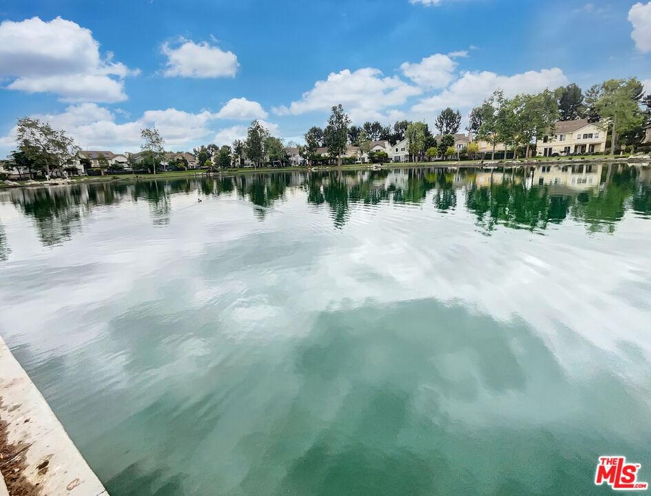 Lakeside photo 42