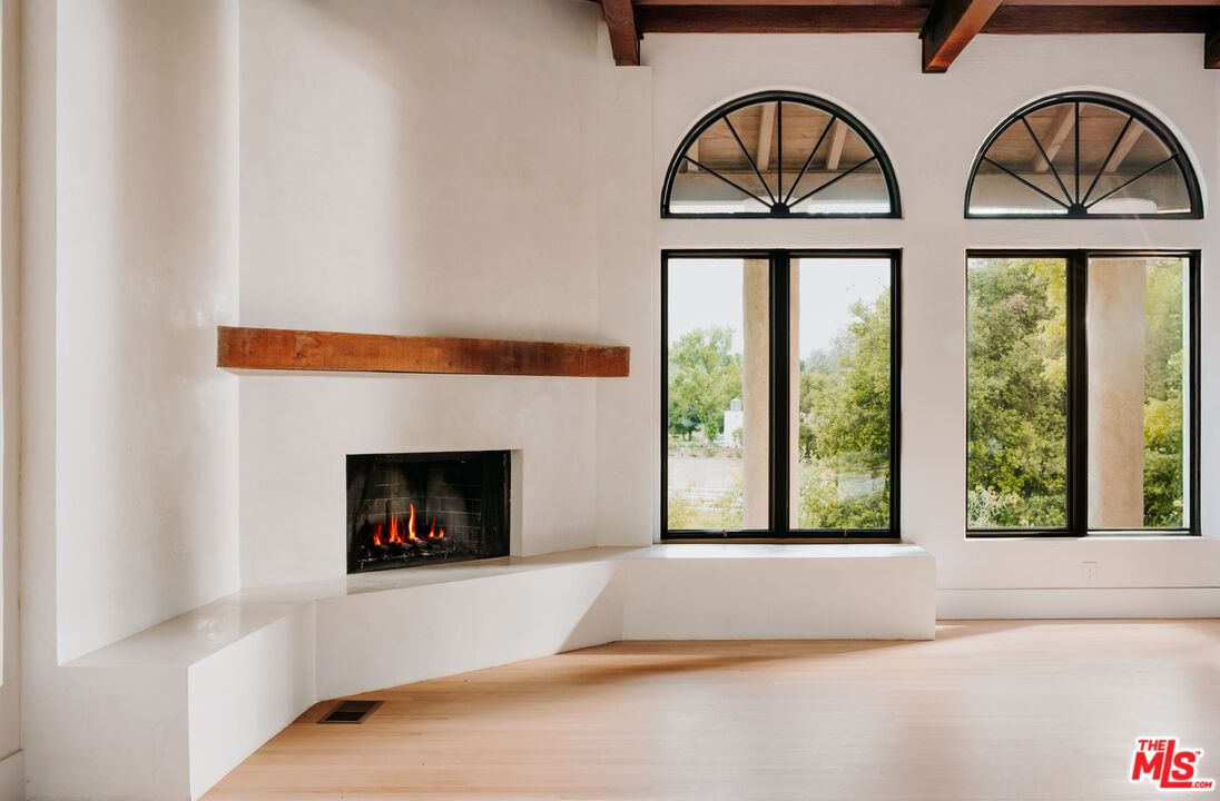 Valley Ranch photo 10
