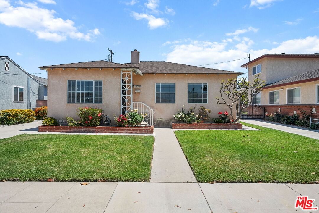 Elkgrove photo 1