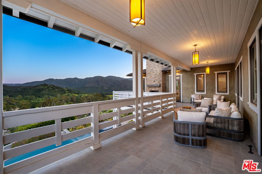 Mulholland photo 25