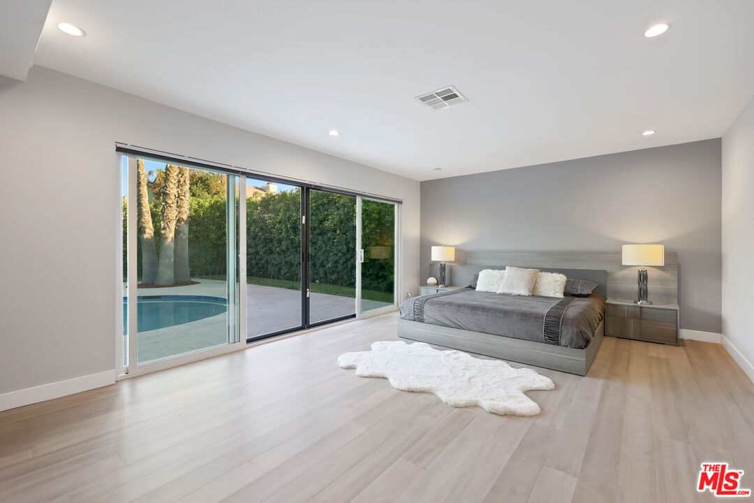 Beachwood photo 16