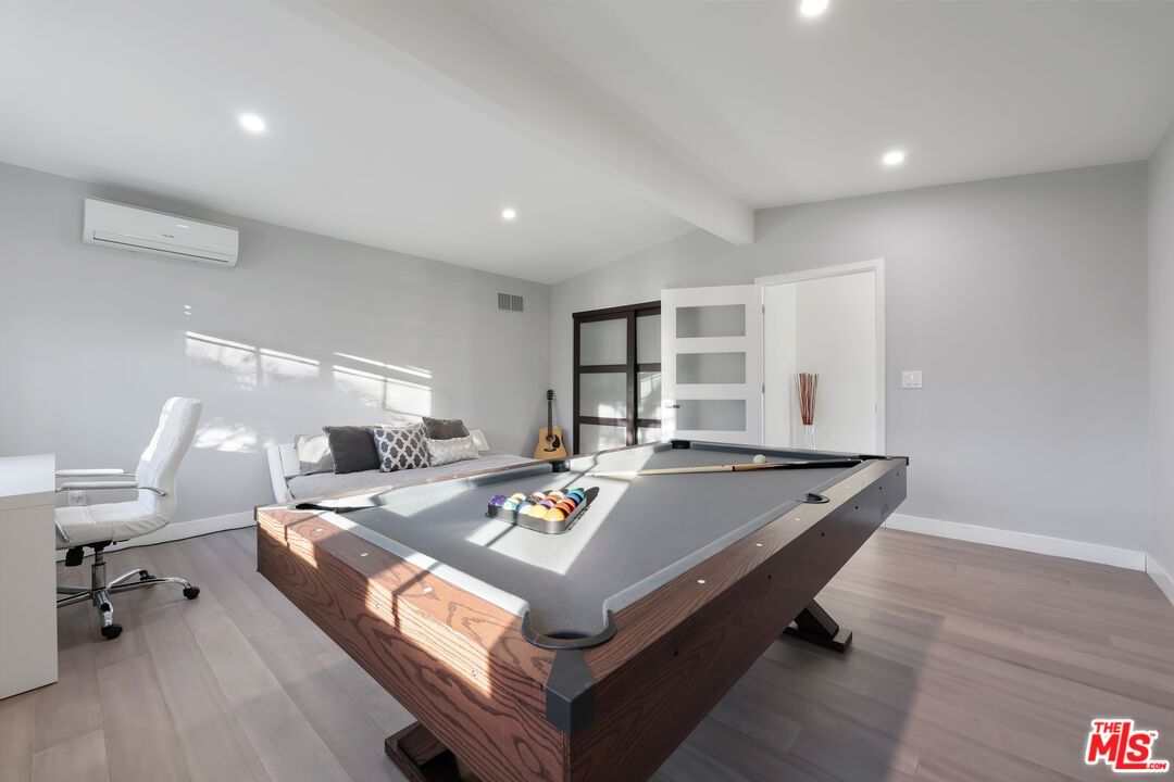Beachwood photo 26