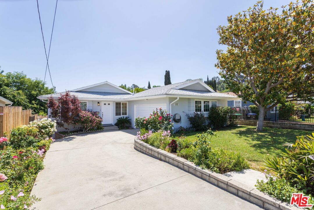 122 Electric Ave