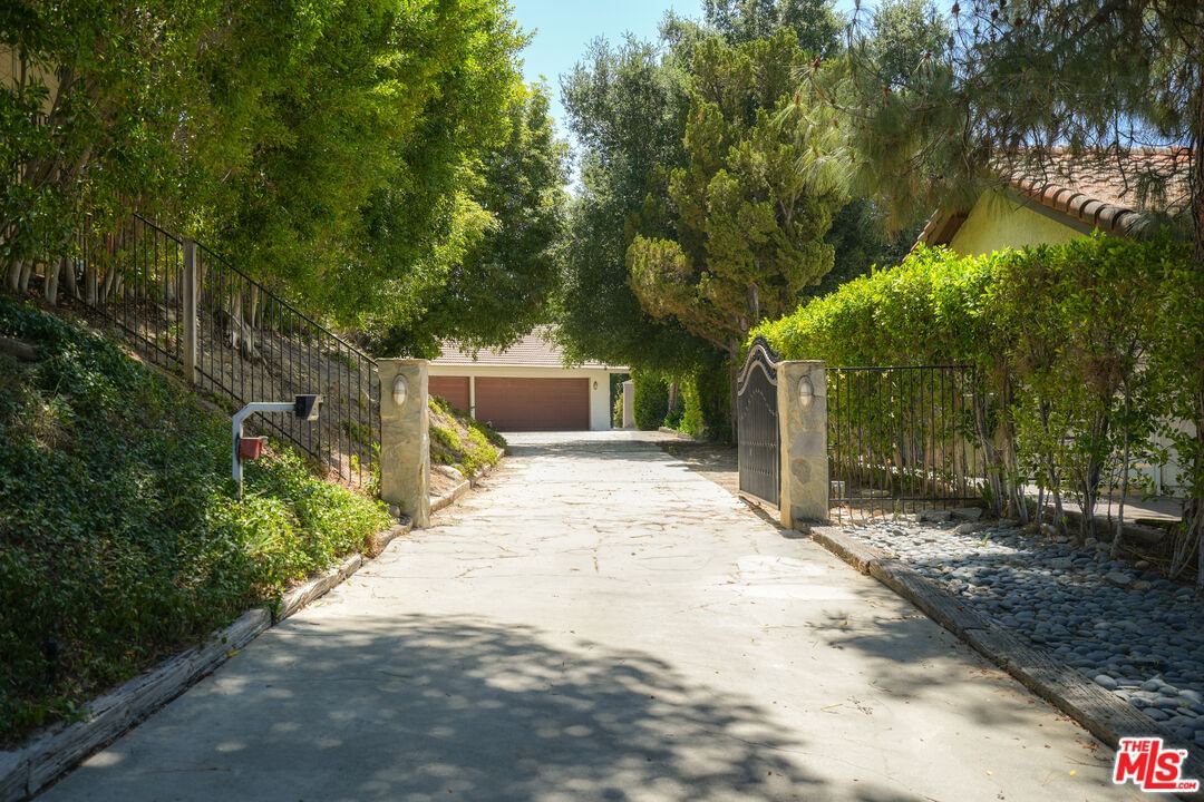 Pine Valley photo 20