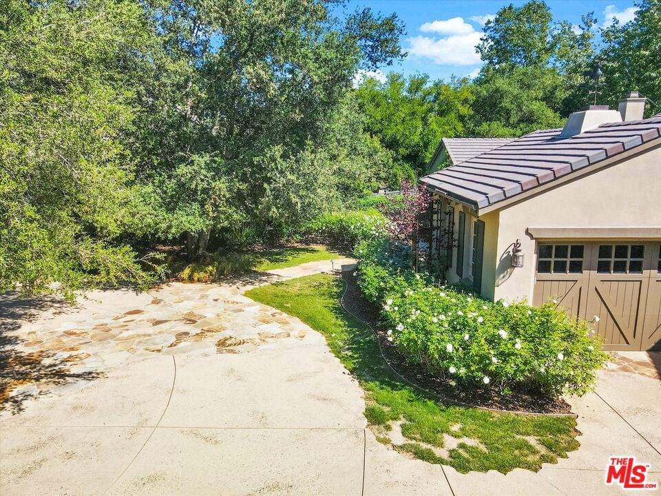 Mulholland photo 59
