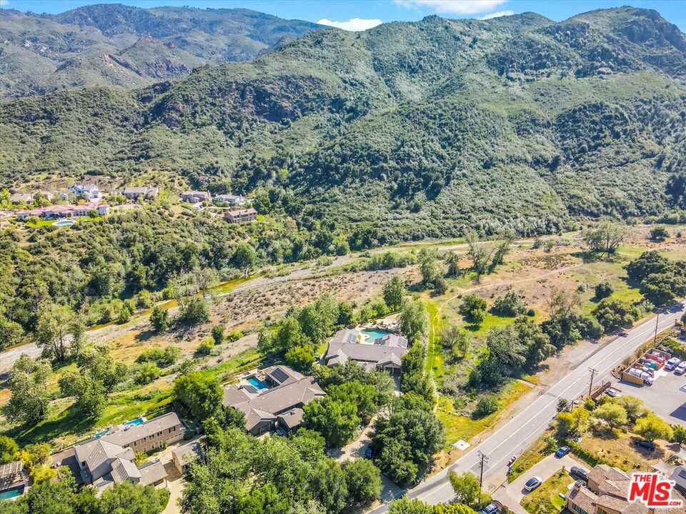 Mulholland photo 69