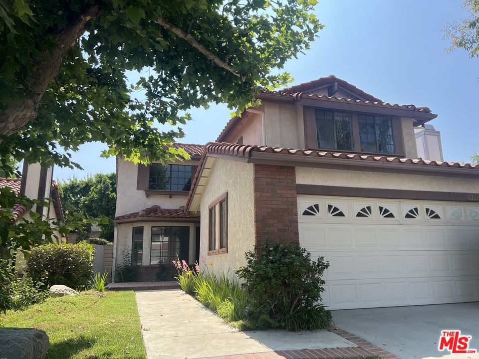Crystal Hills photo 1