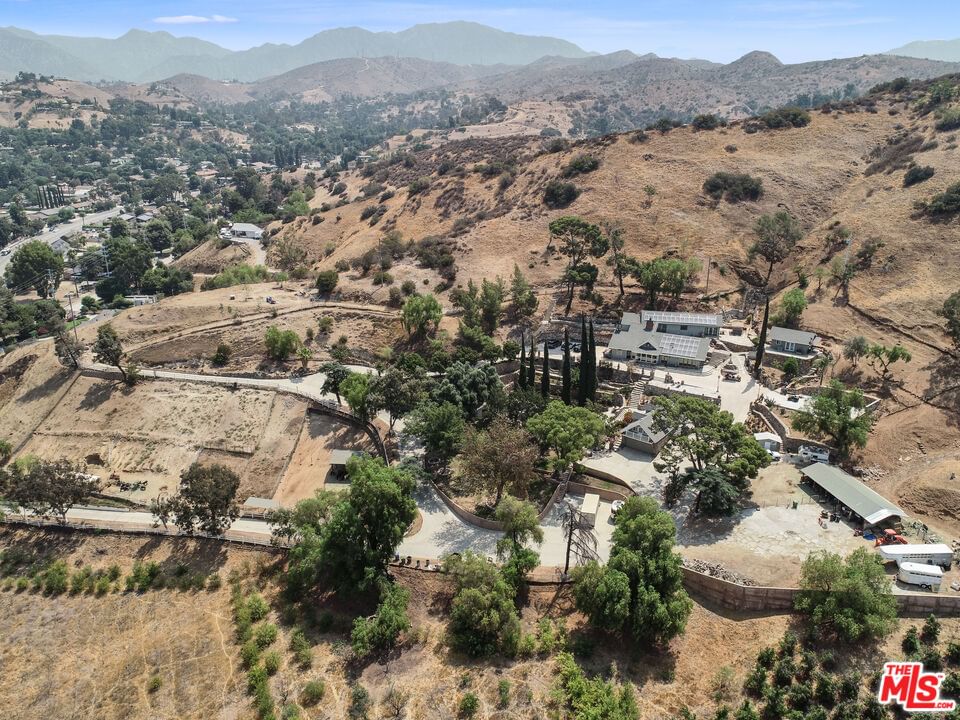 Sunland photo 26