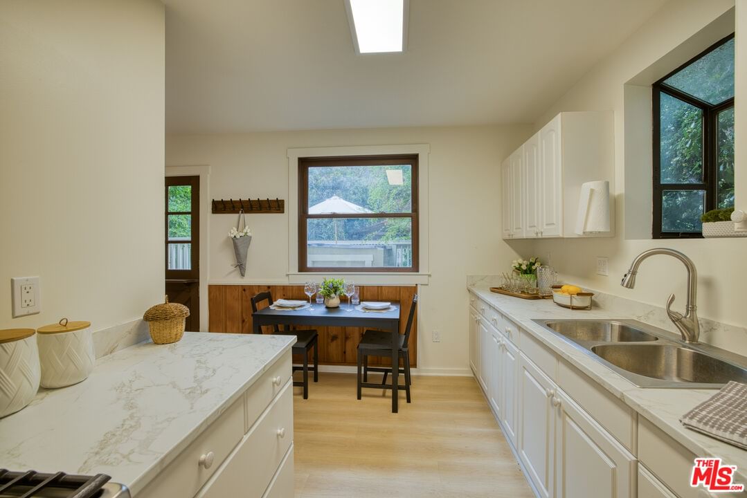 Brookside photo 10