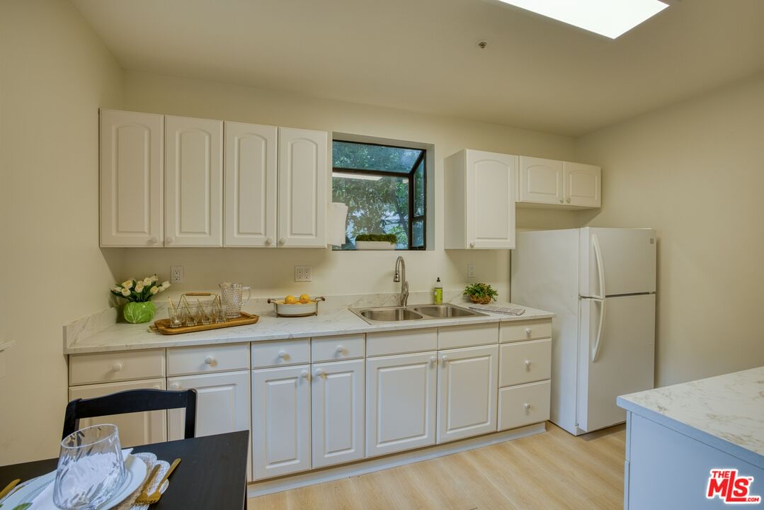 Brookside photo 9