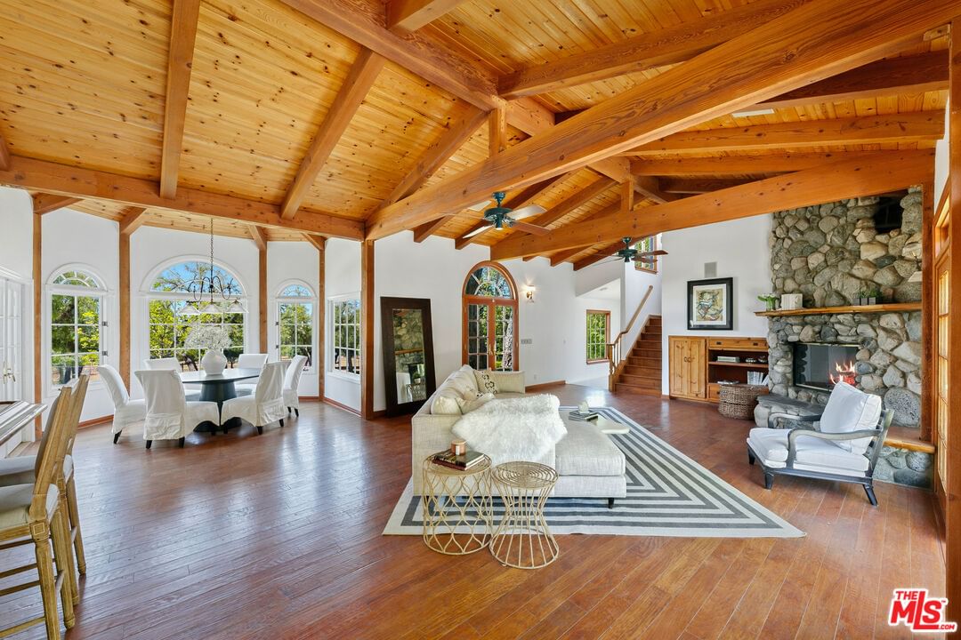 Mulholland photo 14