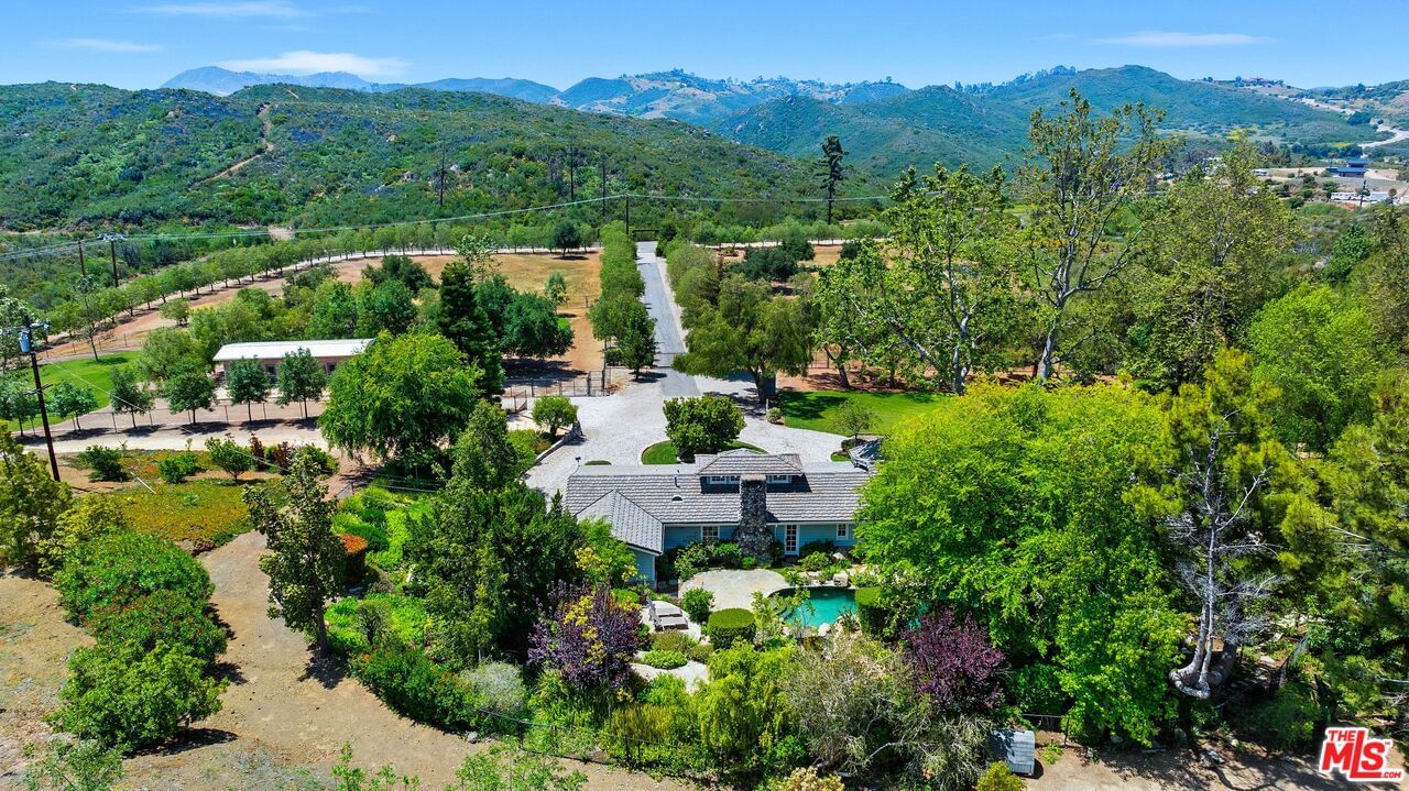 Mulholland photo 6
