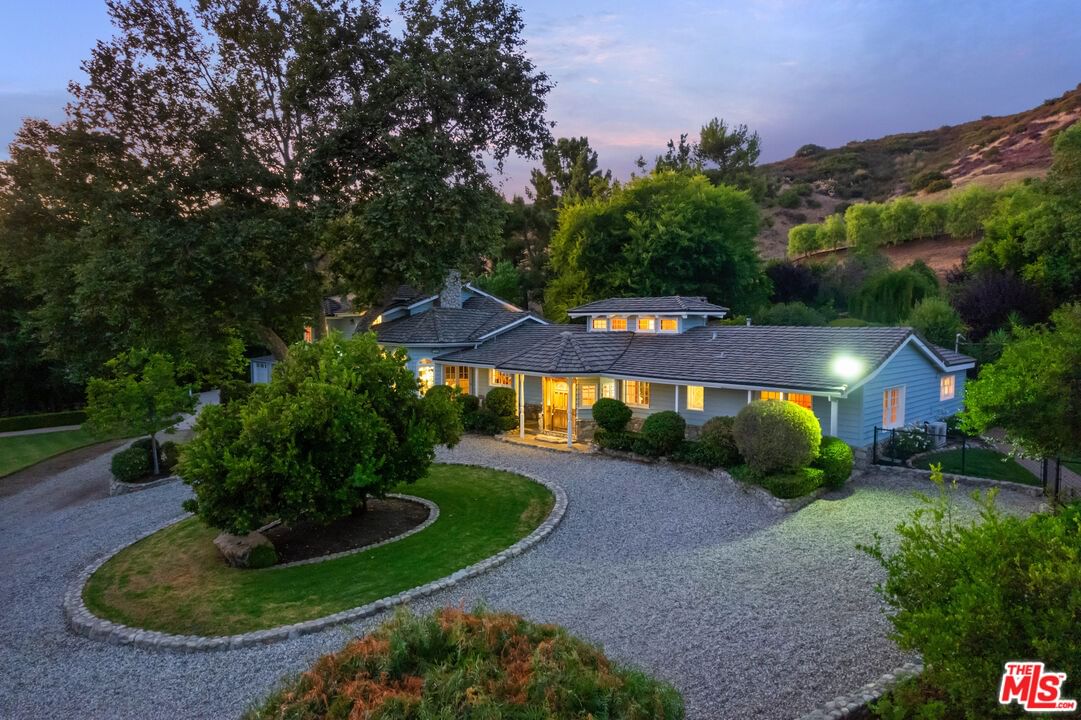 Mulholland photo 62