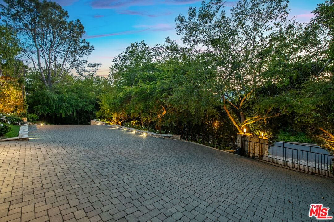 Parkwood photo 47