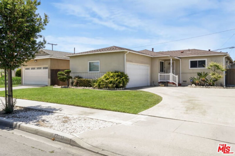 17031 Wilton Pl