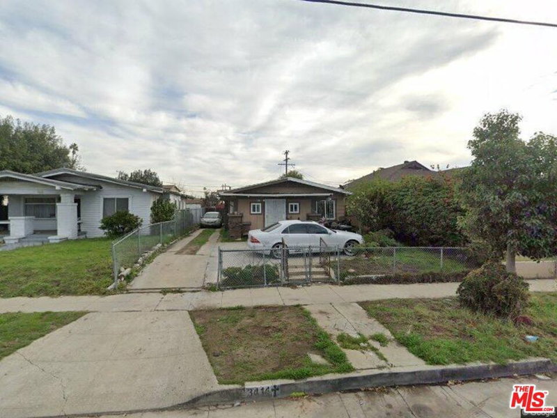 3414 Gramercy Pl