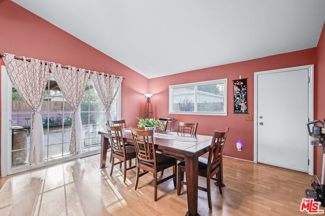 Winnetka photo 10