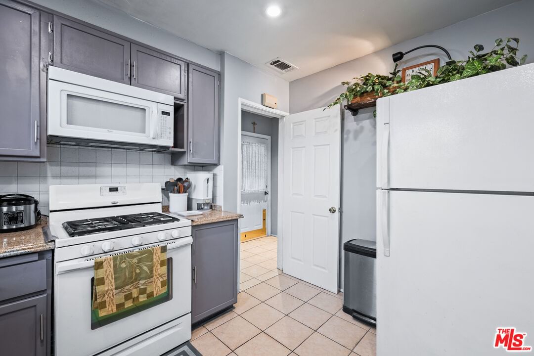 Winnetka photo 12