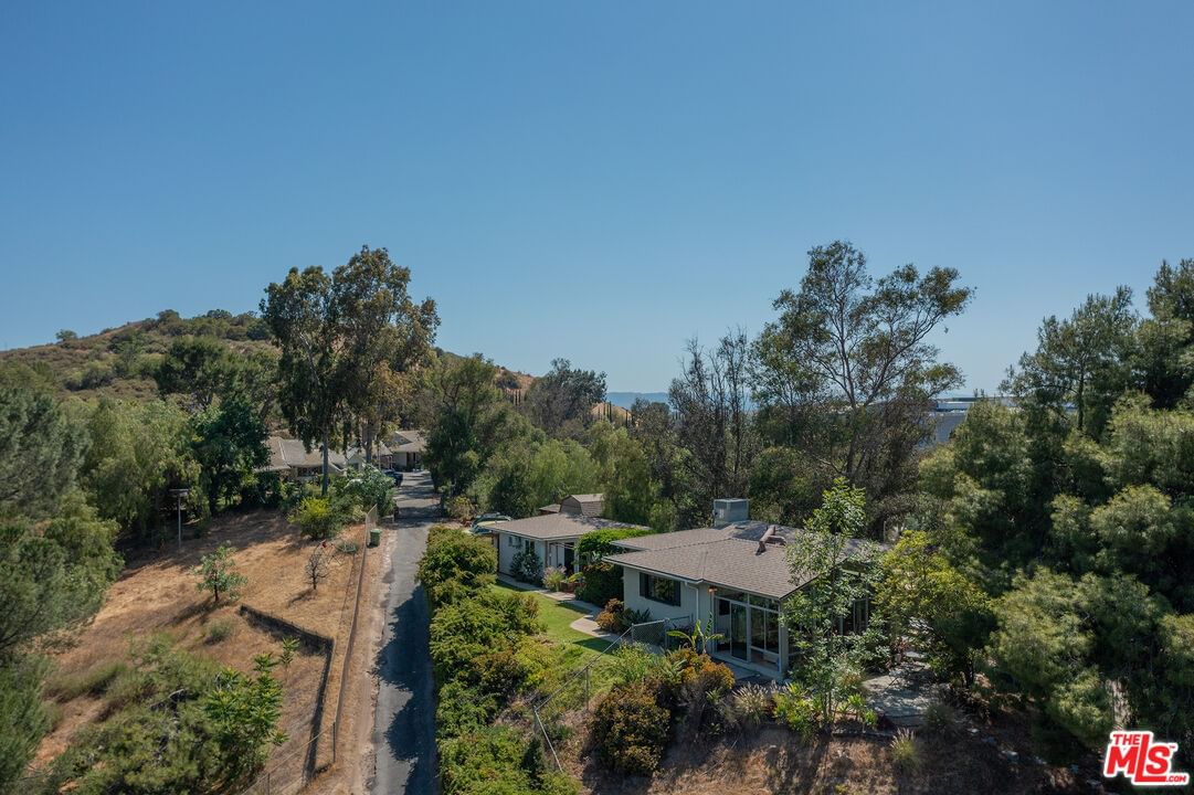 Stonehurst photo 44