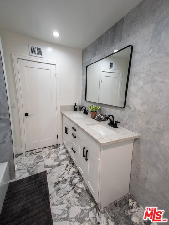 Clarkview photo 52
